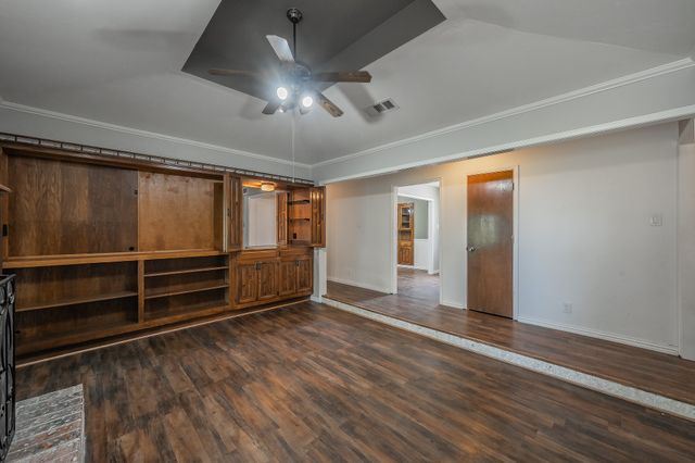 2030 Golf Court, Denton, TX 76205