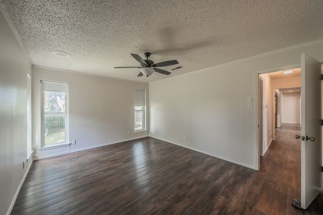 2030 Golf Court, Denton, TX 76205