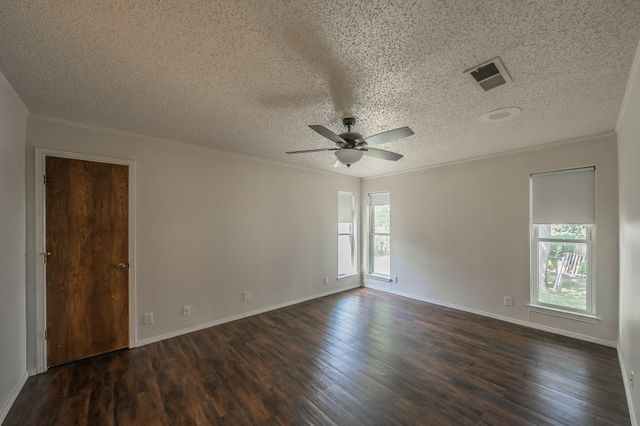 2030 Golf Court, Denton, TX 76205