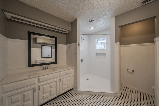 2030 Golf Court, Denton, TX 76205
