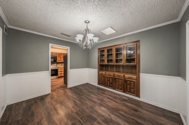 2030 Golf Court, Denton, TX 76205