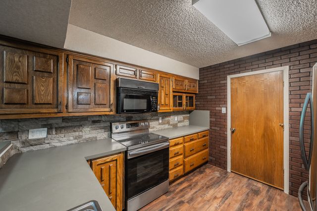 2030 Golf Court, Denton, TX 76205