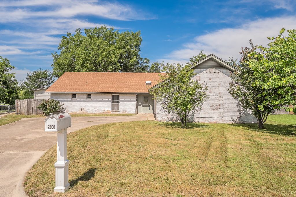 2030 Golf Court, Denton, TX 76205