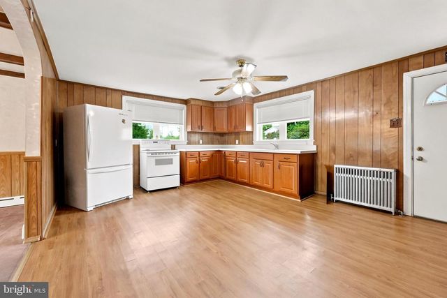 539 WALLACE AVE, Bensalem, PA 19020