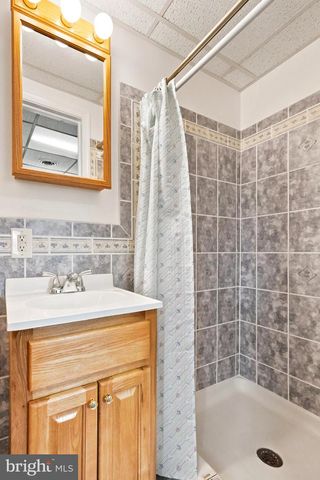539 WALLACE AVE, Bensalem, PA 19020