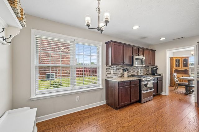2928 Ronstadt Dr, Christiana, TN 37037
