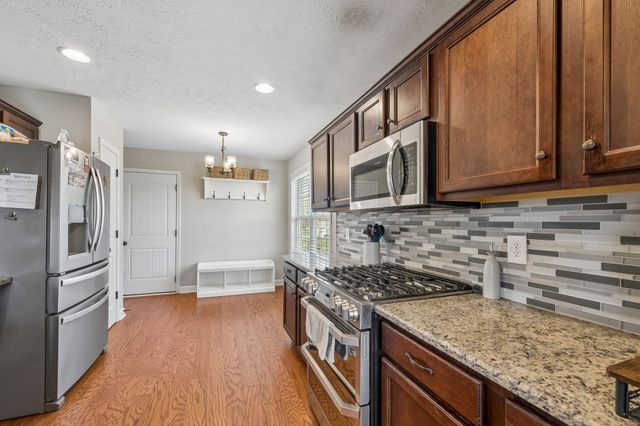 2928 Ronstadt Dr, Christiana, TN 37037