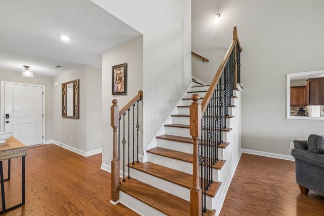 2928 Ronstadt Dr, Christiana, TN 37037