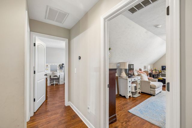 2928 Ronstadt Dr, Christiana, TN 37037