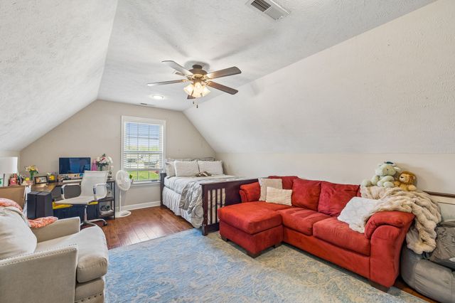 2928 Ronstadt Dr, Christiana, TN 37037