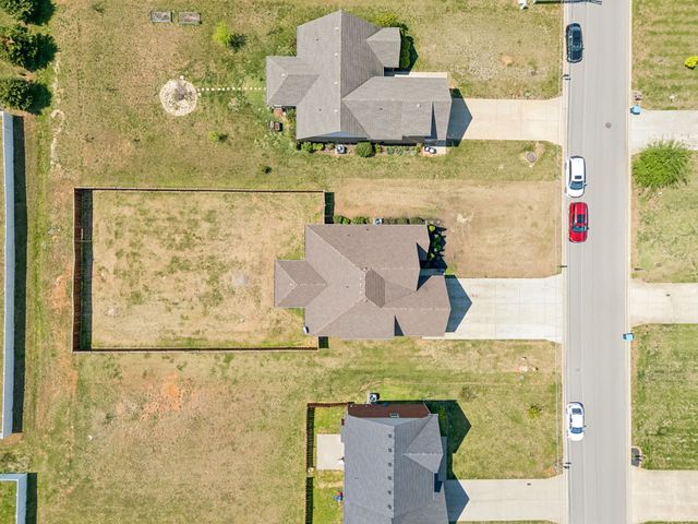 2928 Ronstadt Dr, Christiana, TN 37037