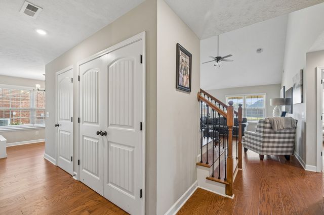 2928 Ronstadt Dr, Christiana, TN 37037