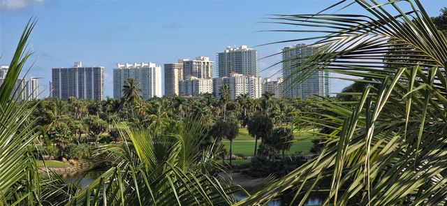 19501 W Country Club Drive 2306, Aventura, FL 33180