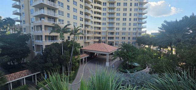 19501 W Country Club Drive 2306, Aventura, FL 33180