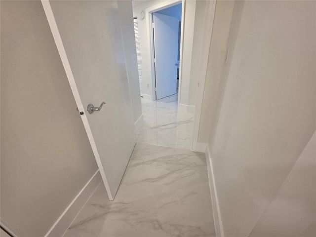 19501 W Country Club Drive 2306, Aventura, FL 33180