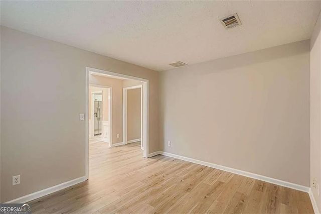 1570 Twin Bridge Lane, Lawrenceville, GA 30043