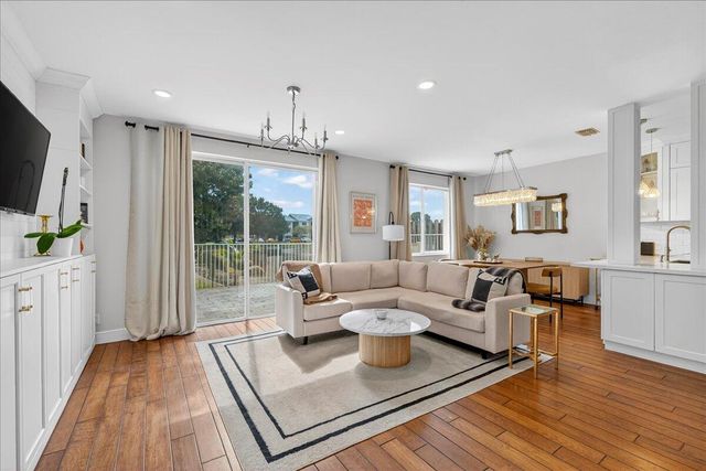 3544 Lakewood Place, Coconut Creek, FL 33073