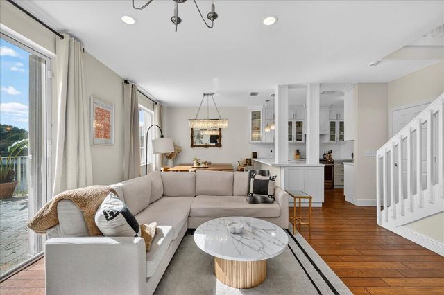 3544 Lakewood Place, Coconut Creek, FL 33073