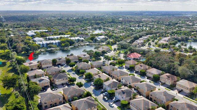 3544 Lakewood Place, Coconut Creek, FL 33073