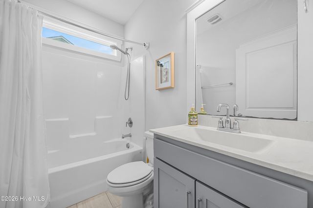 111 Everett Park Trail, Holly Ridge, NC 28445