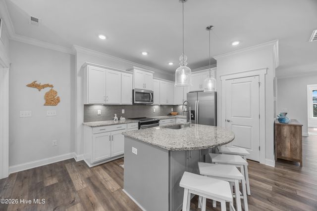 111 Everett Park Trail, Holly Ridge, NC 28445