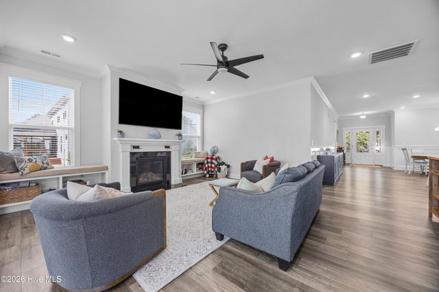 111 Everett Park Trail, Holly Ridge, NC 28445