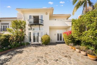 2282 Canyonback, Los Angeles, CA 90049