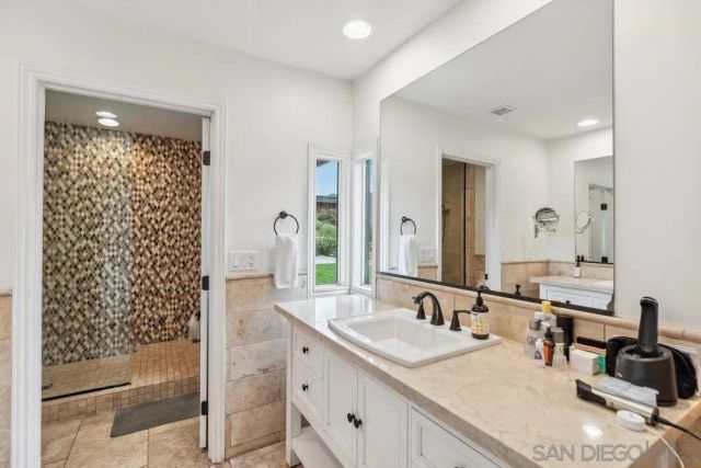 19660 Elfin Glen, Escondido, CA 92029