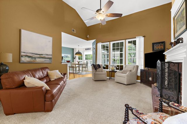 1004 Crooked Oak Road, Summerville, SC 29485