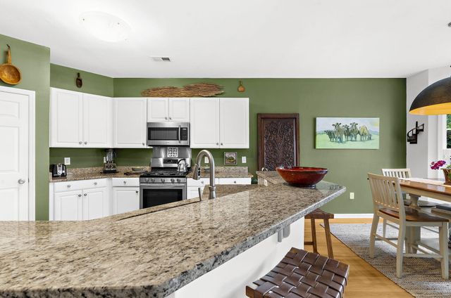 1004 Crooked Oak Road, Summerville, SC 29485