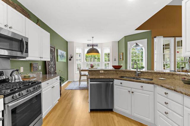 1004 Crooked Oak Road, Summerville, SC 29485