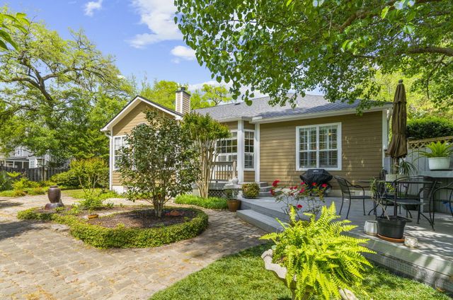 1004 Crooked Oak Road, Summerville, SC 29485