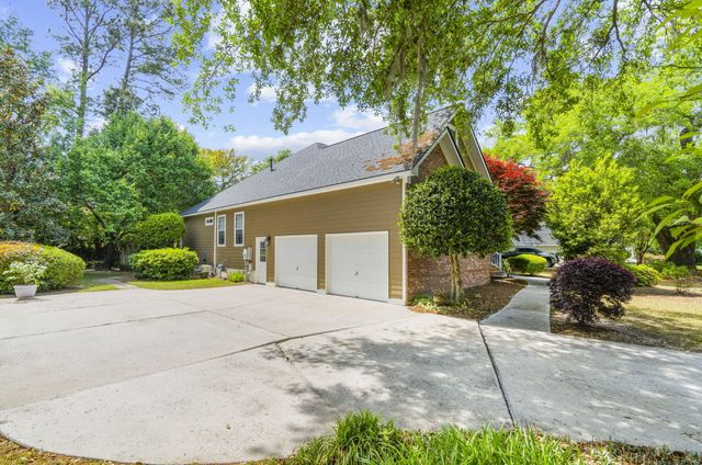 1004 Crooked Oak Road, Summerville, SC 29485