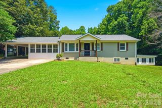 211 Valleydale Drive, Gastonia, NC 28056