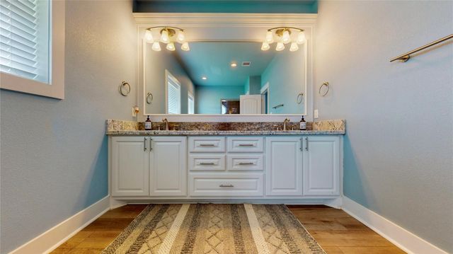 2809 Tradewind Lane, Crystal Beach, TX 77650