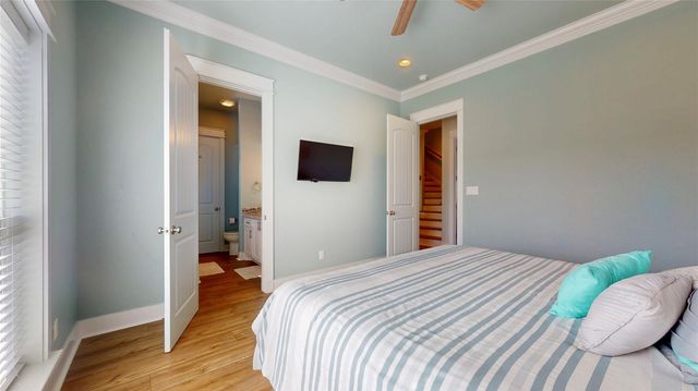 2809 Tradewind Lane, Crystal Beach, TX 77650