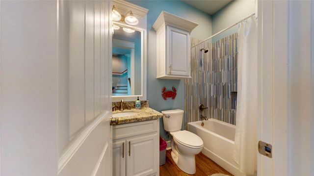 2809 Tradewind Lane, Crystal Beach, TX 77650