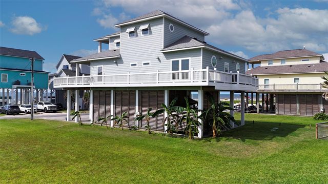 2809 Tradewind Lane, Crystal Beach, TX 77650