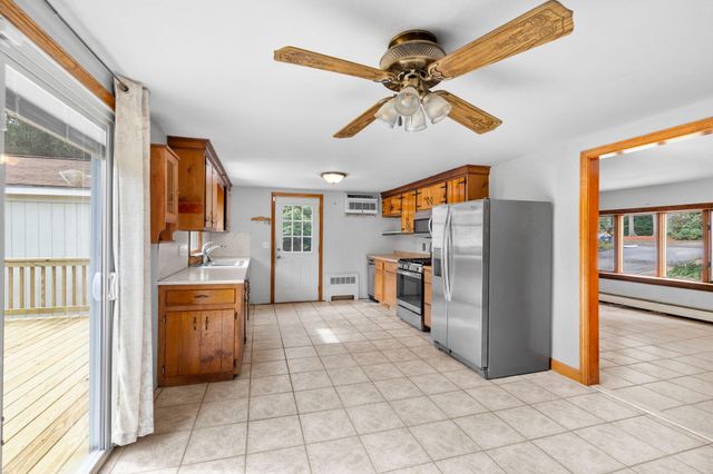 19 Essex Road, Mashpee, MA 02649