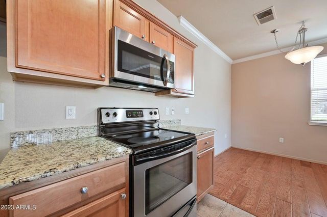 7009 E Acoma Drive 1076, Scottsdale, AZ 85254