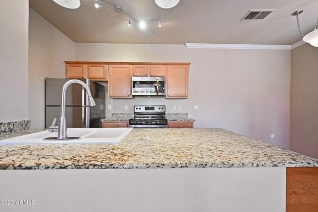 7009 E Acoma Drive 1076, Scottsdale, AZ 85254