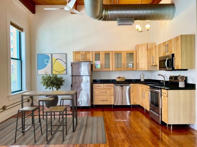 49 Munroe 201, Lynn, MA 01901