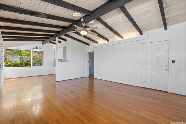 1554 Ala Amoamo Street, Honolulu, HI 96819