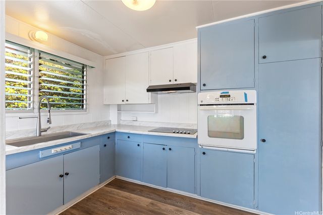 1554 Ala Amoamo Street, Honolulu, HI 96819