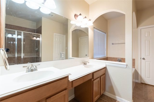 7220 Petersburg Drive, Plano, TX 75074