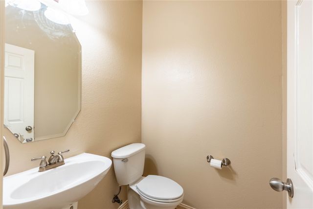 7220 Petersburg Drive, Plano, TX 75074