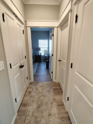 306 N Frisco Street, Catoosa, OK 74015