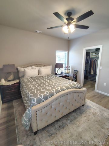 306 N Frisco Street, Catoosa, OK 74015