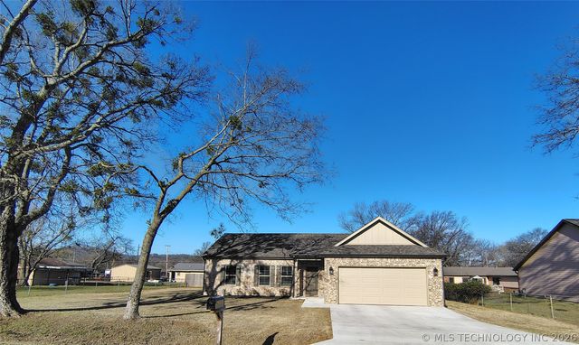306 N Frisco Street, Catoosa, OK 74015