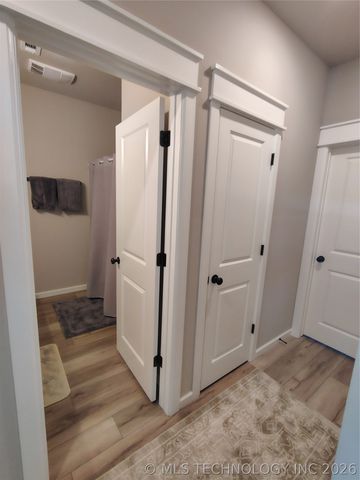 306 N Frisco Street, Catoosa, OK 74015